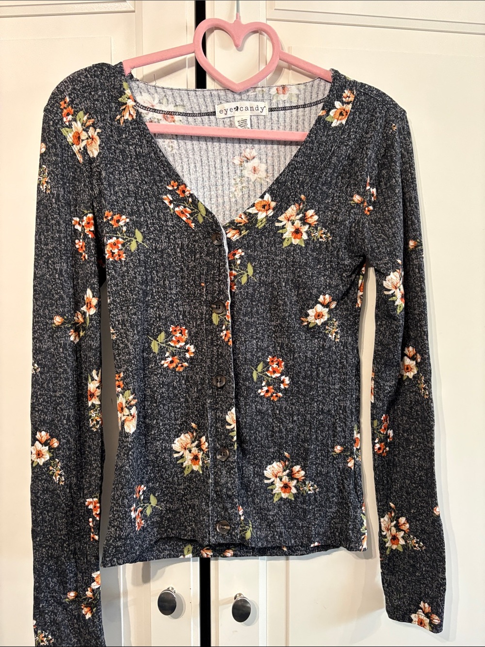 EyeCandy Women's Floral Button-Front Long Sleeve Tee - Dark Gray